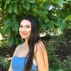 Meet your Posher, Ellissa